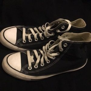 classic black converse